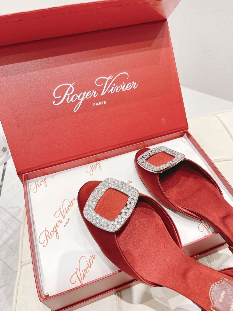 Roger Vivier flat shoes